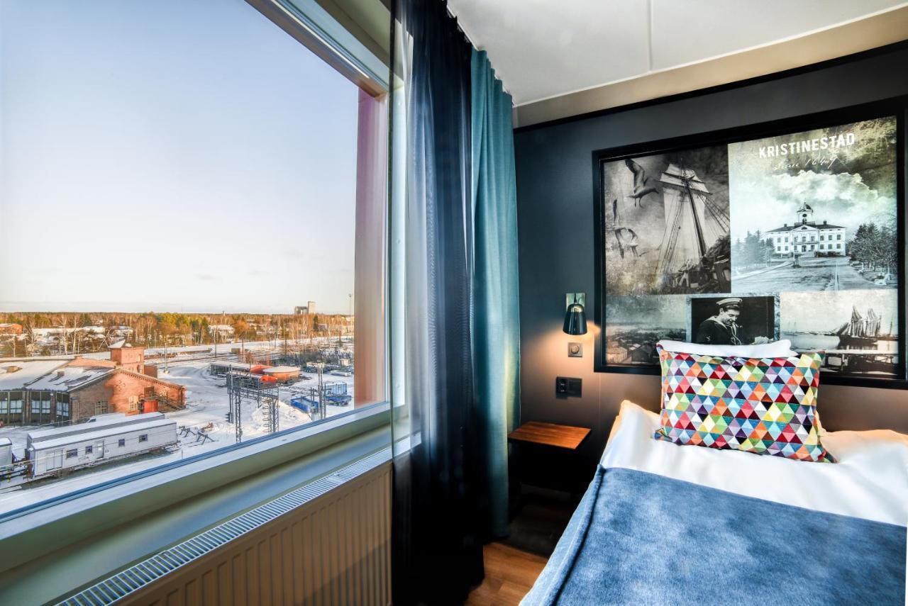 Hotelli-Ravintola Alma Seinäjoki Exteriör bild
