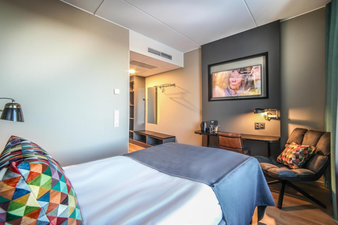 Hotelli-Ravintola Alma Seinäjoki Exteriör bild